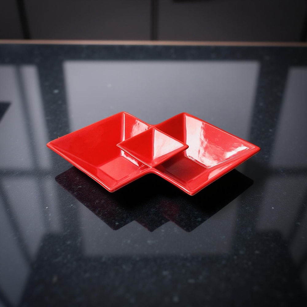 Red Geometric Ceramic Ashtray - Picture 4 of 16